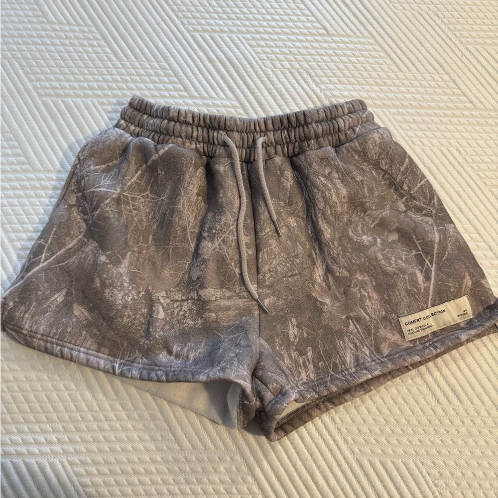 Comfrt Collection Women's Camo-Print Shorts